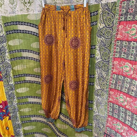 Made in India Silk Yellow/ Brown Floral Boho Palazzo Harem Pants Size Medium - Picture 7 of 15